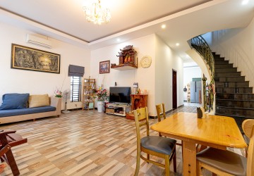 3 Bedroom Villa For Sale - Sangkat Siem Reap, Siem Reap thumbnail