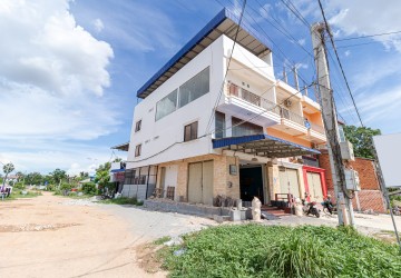 4 Bedroom Commercial Shophouse For Sale - Svay Dangkum, Siem Reap thumbnail
