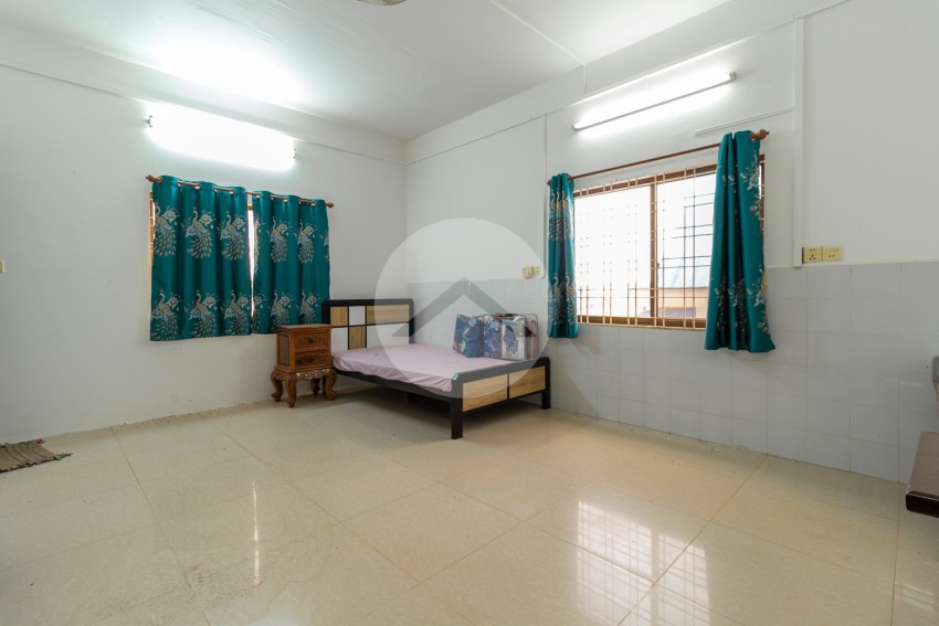 4 Bedroom Commercial Shophouse For Sale - Svay Dangkum, Siem Reap