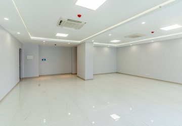 100 Sqm Office Space For Rent - Veal Vong, Phnom Penh thumbnail