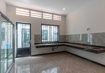 2 Bedroom Flat For Rent - Svay Thom, Siem Reap thumbnail