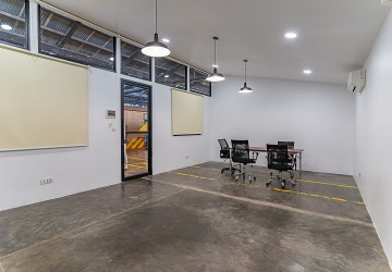 34 Sqm Office Space For Rent - Chak Angrae Kraom, Phnom Penh thumbnail