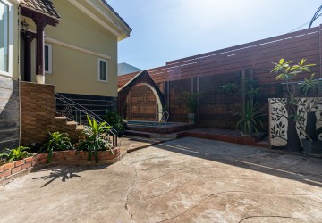 3 Bedroom House For Rent - Slor Kram, Siem Reap thumbnail