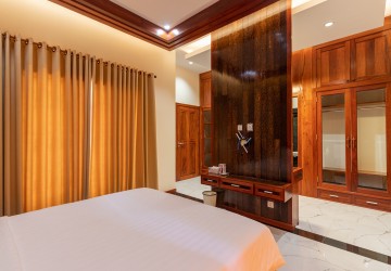 4 Bedroom Villa For Rent - Slor Kram, Siem Reap thumbnail