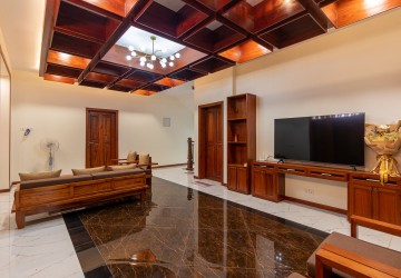 4 Bedroom Villa For Rent - Slor Kram, Siem Reap thumbnail