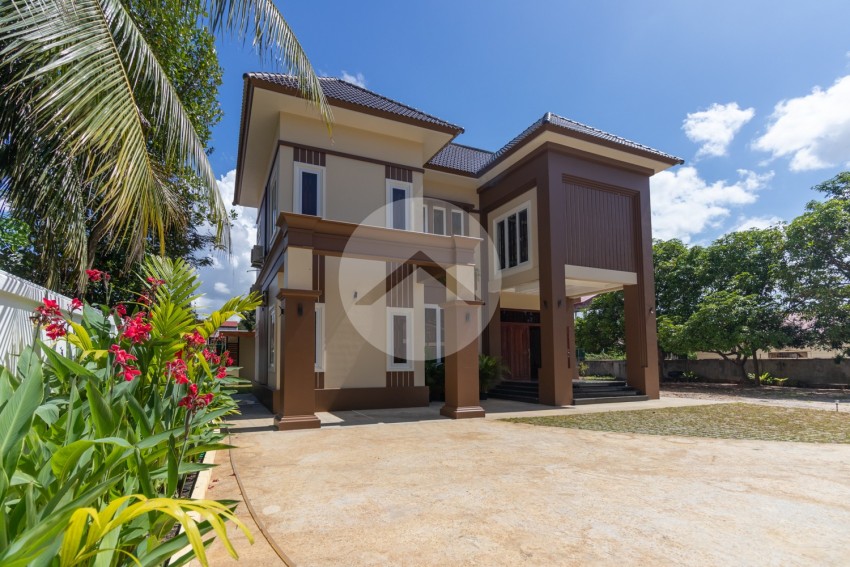 4 Bedroom Villa For Rent - Slor Kram, Siem Reap