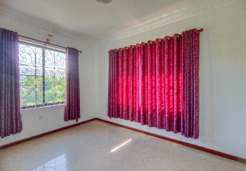 5 Bedroom Villa For Rent - Svay Dangkum, Siem Reap thumbnail