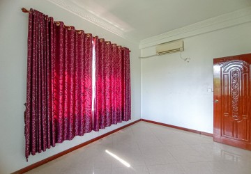 5 Bedroom Villa For Rent - Svay Dangkum, Siem Reap thumbnail