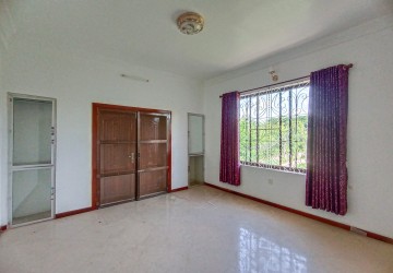 5 Bedroom Villa For Rent - Svay Dangkum, Siem Reap thumbnail