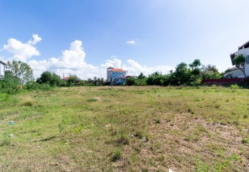 5,837 Sqm Commercial Land For Sale - Slor Kram, Siem Reap thumbnail