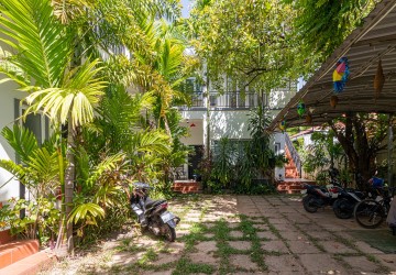 2 Bedroom Apartment For Rent - Wat Damnak, Siem Reap thumbnail