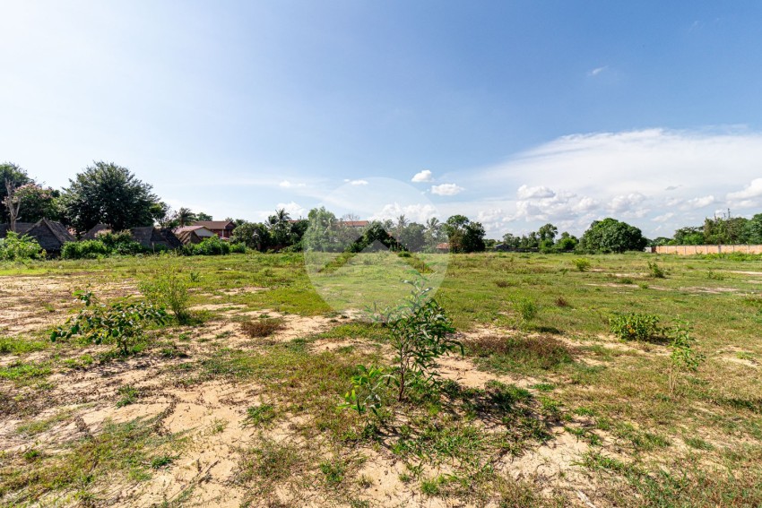 7,680 Sqm Commercial Land For Sale - Slor Kram, Siem Reap