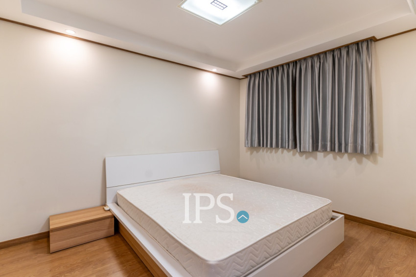 1 Bedroom Condo For Rent - De Castle Royal, BKK1, Phnom Penh