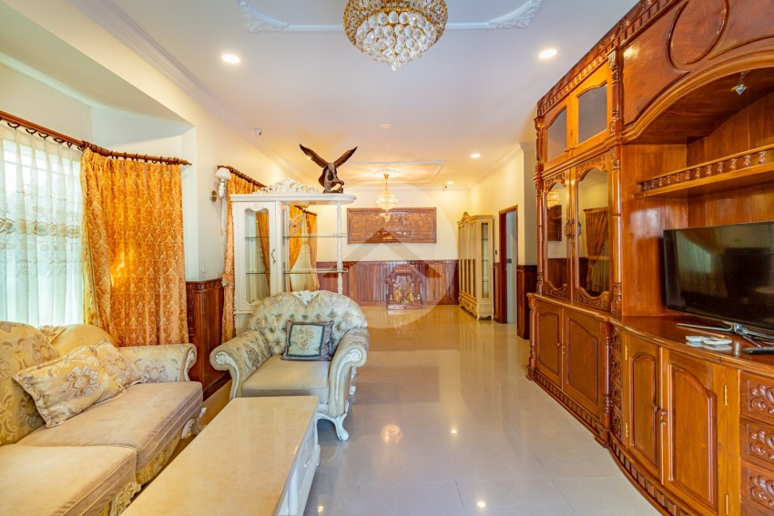 3 Bedroom Villa For Rent - Bassac Garden City, Tonle Bassac, Phnom Penh