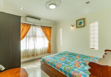 3 Bedroom Villa For Rent - Bassac Garden City, Tonle Bassac, Phnom Penh thumbnail