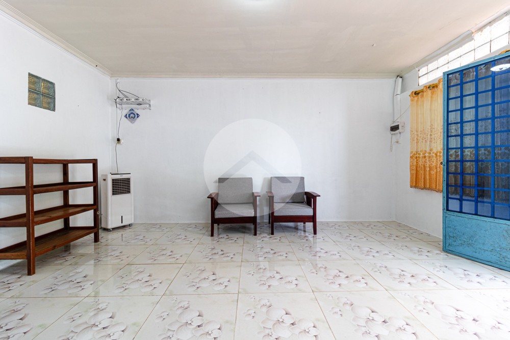 2 Bedroom House For Rent - Svay Dangkum, Siem Reap - Image 4
