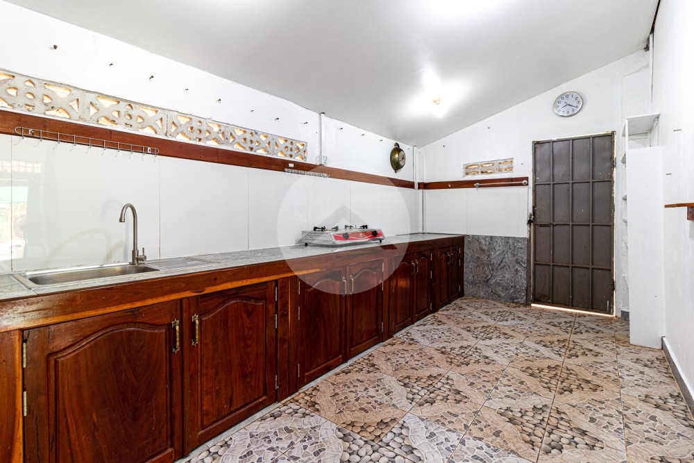 2 Bedroom House For Rent - Svay Dangkum, Siem Reap - Image 5