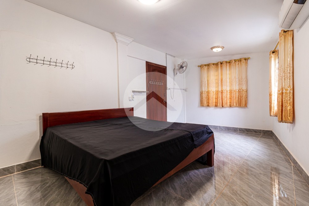 2 Bedroom House For Rent - Svay Dangkum, Siem Reap - Image 11