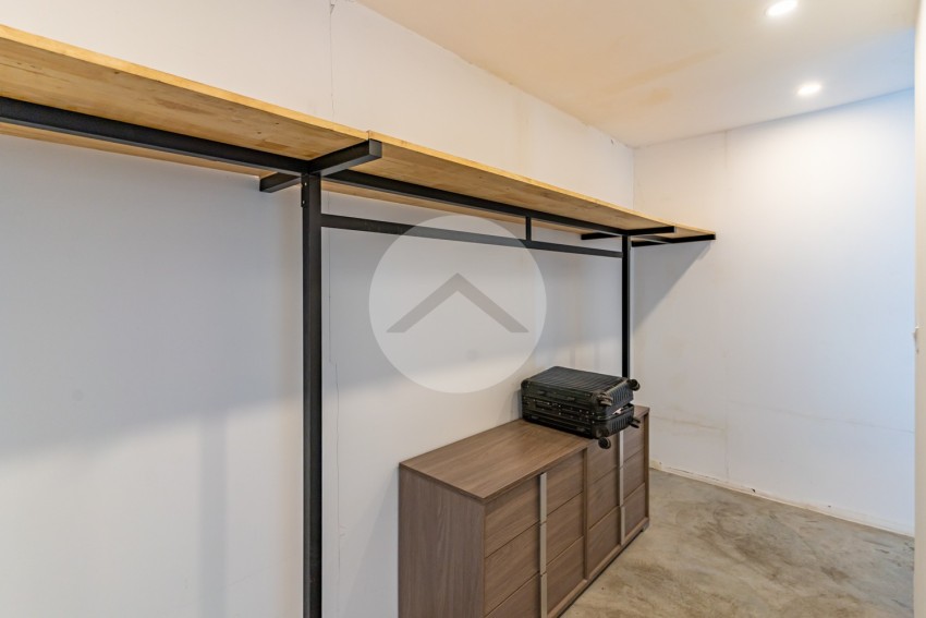 Renovated 2 Bedroom Duplex Apartment For Rent - Phsar Chas, Phnom Penh