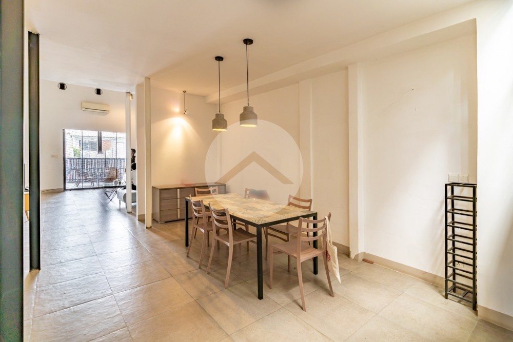 Renovated Duplex 2 Bedroom Apartment For Rent - Phsar Chas, Phnom Penh - Image 7