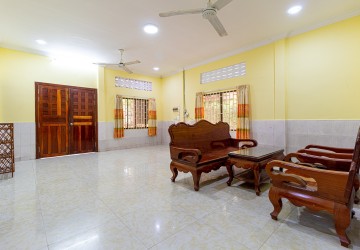 4 Bedroom House For Sale - Slor Kram, Siem Reap thumbnail