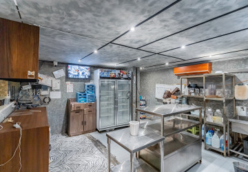 345 Sqm Commercial Space For Rent -  BKK1, Phnom Penh thumbnail