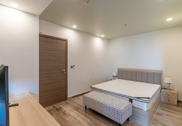 2 Bedroom Serviced Apartment For Rent - Toul Svay Prey, Phnom Penh thumbnail