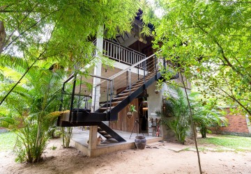 6 Bedroom 2 Wooden House For Sale - Slor Kram, Siem Reap thumbnail