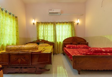 11 Bedroom Guesthouse For Sale - Near National Rd 6, Slor Kram, Siem Reap thumbnail