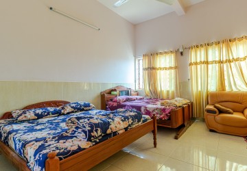 11 Bedroom Guesthouse For Sale - Near National Rd 6, Slor Kram, Siem Reap thumbnail