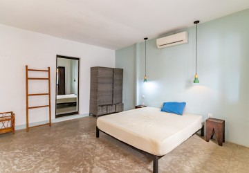 Renovated Duplex 2 Bedroom Apartment For Sale - Phsar Chas, Phnom Penh thumbnail