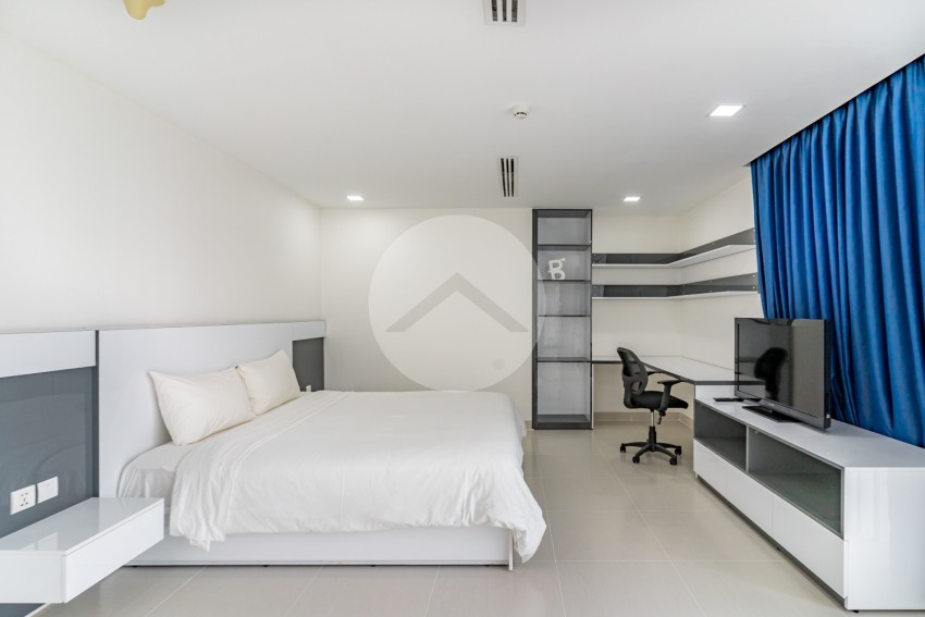 2 Bedroom Serviced Apartment For Rent - BKK1, Phnom Penh