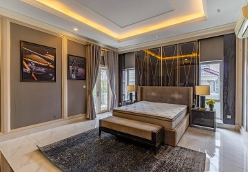 5 Bedroom Villa King B For Sale - Borey Peng Huoth, Chbar Ampov, Phnom Penh thumbnail