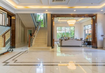 5 Bedroom Villa King B For Sale - Borey Peng Huoth, Chbar Ampov, Phnom Penh thumbnail