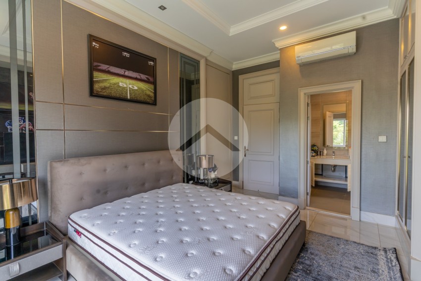 5 Bedroom Villa King B For Sale - Borey Peng Huoth, Chbar Ampov, Phnom Penh