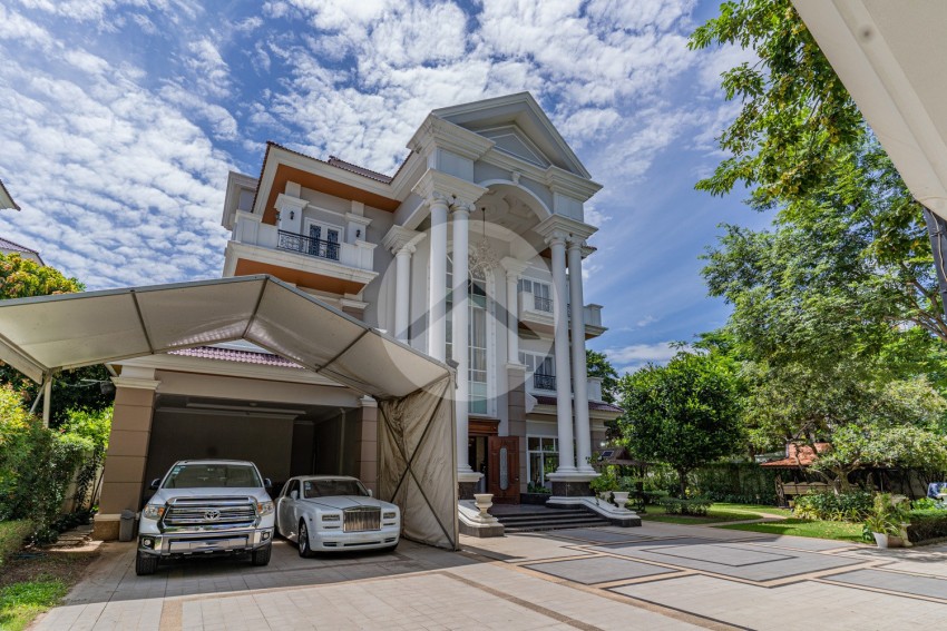 5 Bedroom Villa King B For Sale - Borey Peng Huoth, Chbar Ampov, Phnom Penh