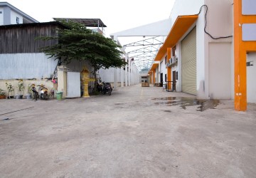 170 Sqm Warehouse For Rent - Srah Chork, Phnom Penh thumbnail