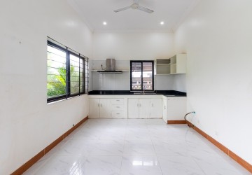 3 Bedroom Villa For Sale - Sangkat Siem Reap, Siem Reap thumbnail