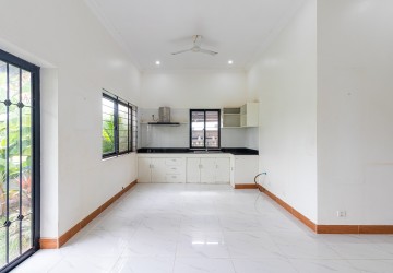 3 Bedroom Villa For Sale - Sangkat Siem Reap, Siem Reap thumbnail