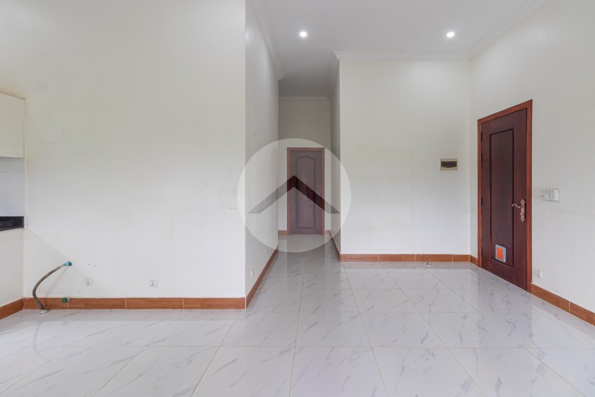 3 Bedroom Villa For Sale - Sangkat Siem Reap, Siem Reap