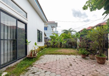 3 Bedroom Villa For Sale - Sangkat Siem Reap, Siem Reap thumbnail