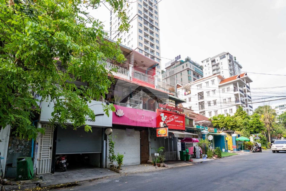 Renovated 1 Bedroom Apartment For Rent - BKK1, Phnom Penh - Image 16