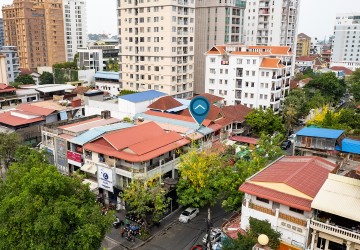 4 Bedroom Flat For Rent - BKK1, Phnom Penh thumbnail