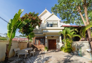 3 Bedroom House For Rent - Svay Dangkum, Siem Reap thumbnail