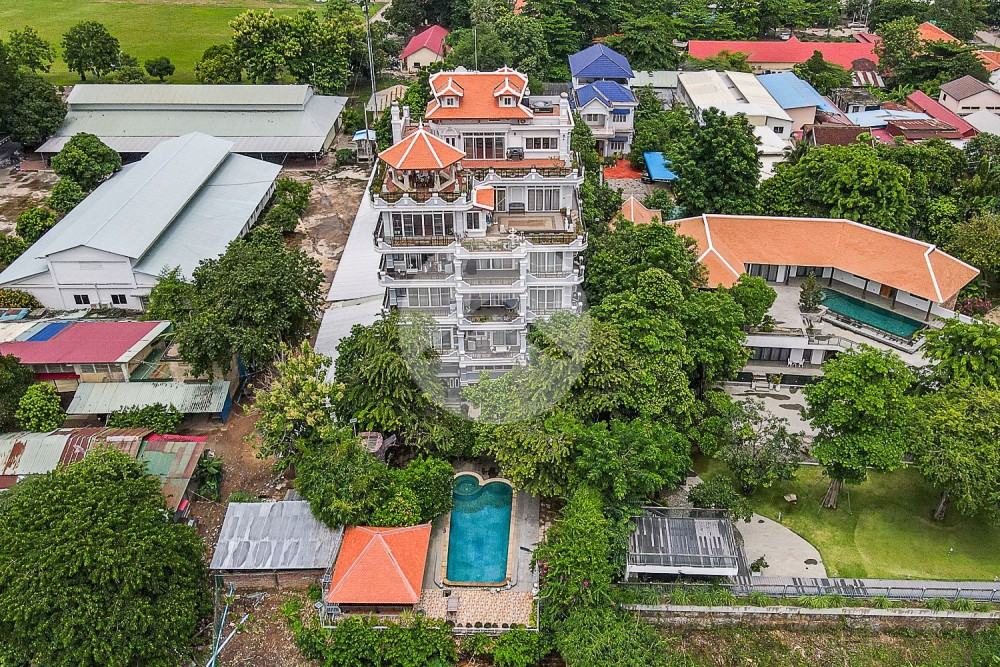 12 Units Apartment Building For Rent - Chroy Changvar, Phnom Penh