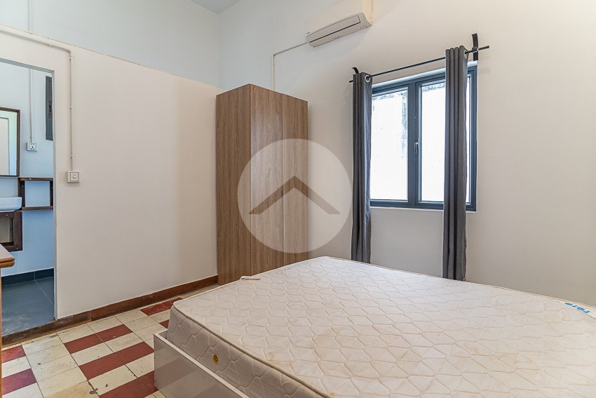 Renovated 3 Bedroom Apartment For Rent - Chey Chumneah, Phnom Penh