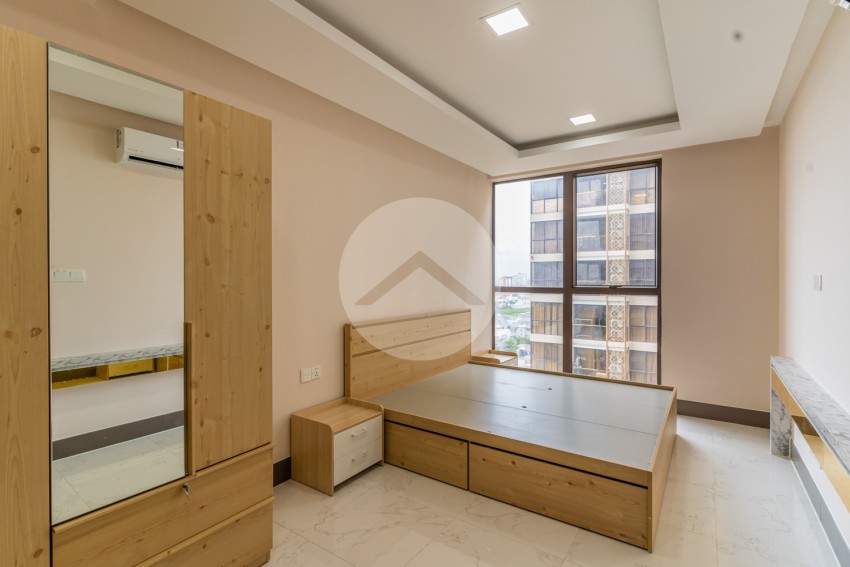 8th Floor 2 Bedroom Condo For Sale - Orkide The Royal Condominium, Teuk Thla, Phnom Penh