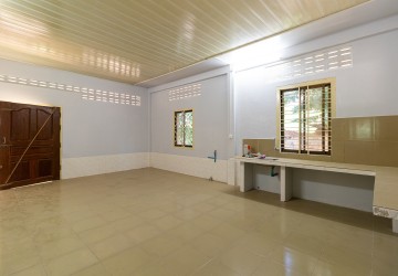 3 Bedroom House For Rent - Svay Dangkum, Siem Reap thumbnail