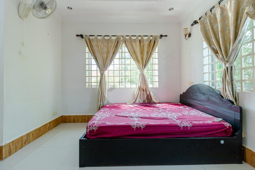 2 Bedroom Apartment For Rent - Svay Dangkum, Siem Reap