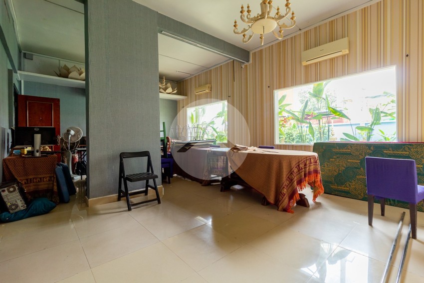 35 Bedroom Hotel For Rent - Night Market, Svay Dangkum, Siem Reap